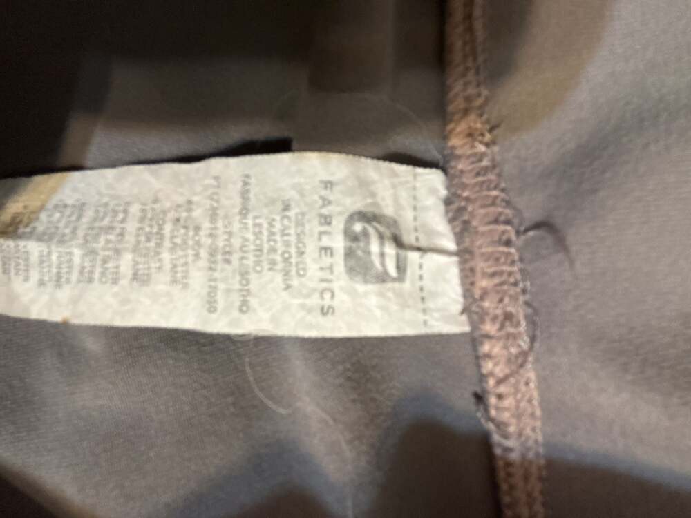 Fabletics Colorblock Mesh Performance Leggings - Picture 3 of 5